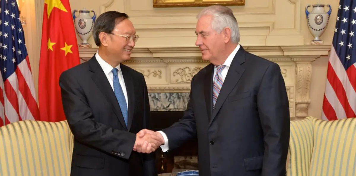 الصين تدافع عن باكستان ضد الولايات المتحدة