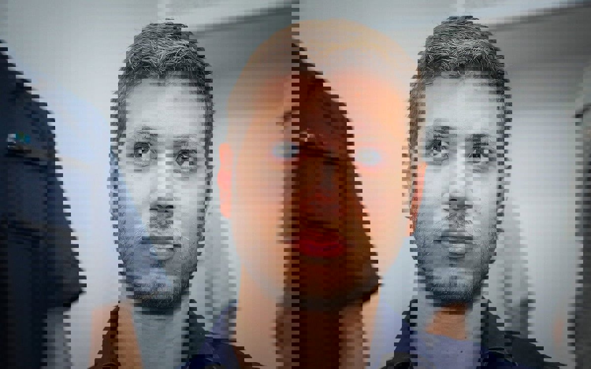 نجل نتنياهو يثير الجدل مجددًا باتهامات ضد الجيش والاستخبارات