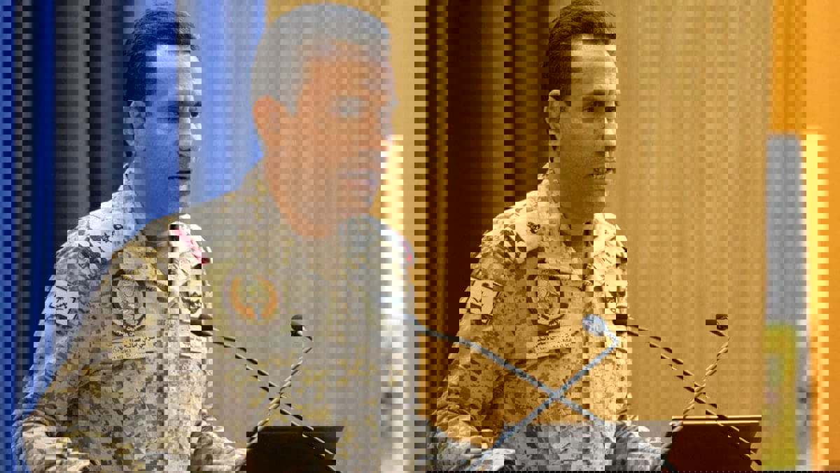 التحالف يمنع اليمنيين والمسافرين من سلوك طرق تخضع للعمليات العسكرية