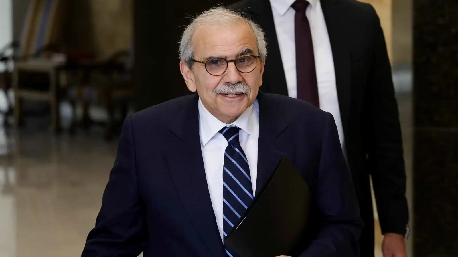 الحكومة اللبنانية تحدد موعد مناقشة الخطة التطبيقية لنزع سلاح حزب الله