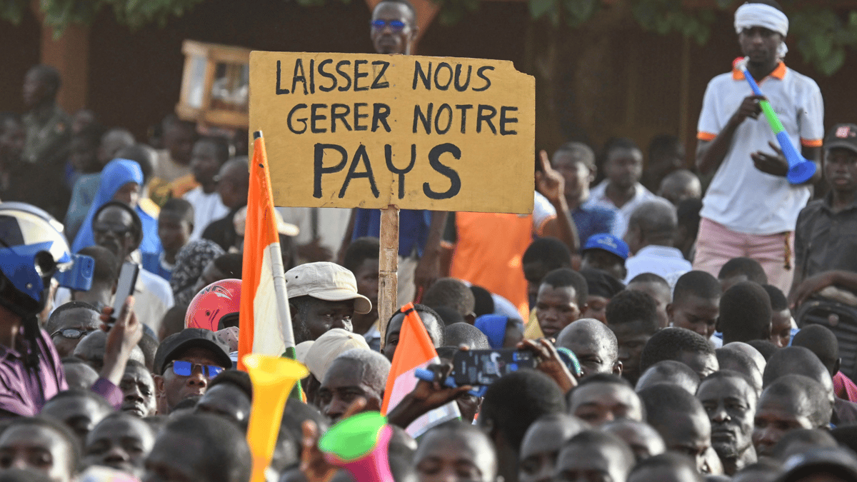 النيجر تستعيد 25 مليون دولار من "الأموال المنهوبة"