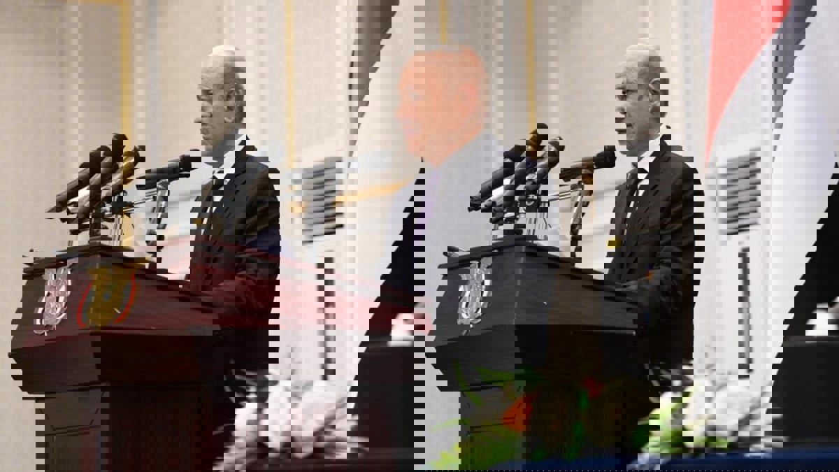 اليمن.. العليمي وأعضاء مجلس "القيادة الرئاسي" يؤدون اليمين الدستورية