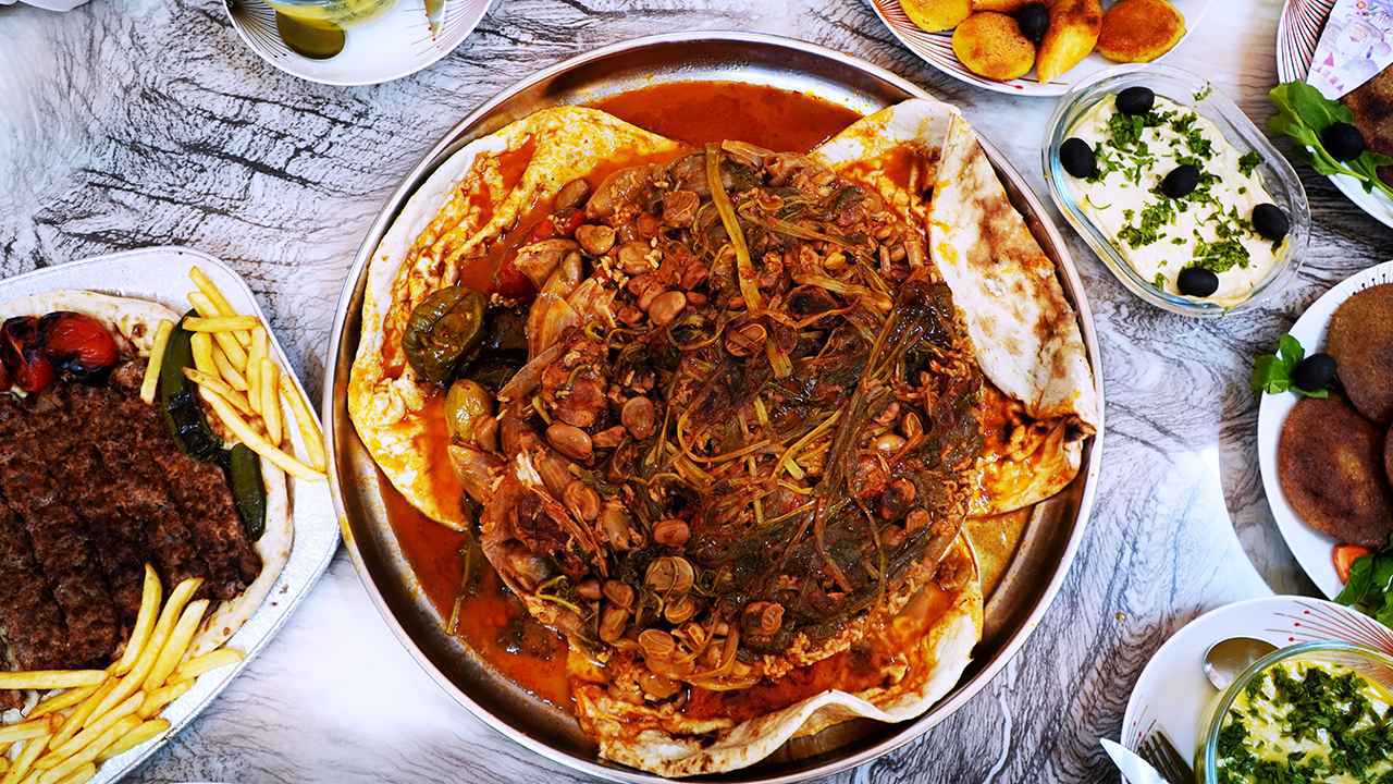 مائدة الإفطار الرمضاني في العراق بنكهة عباسية