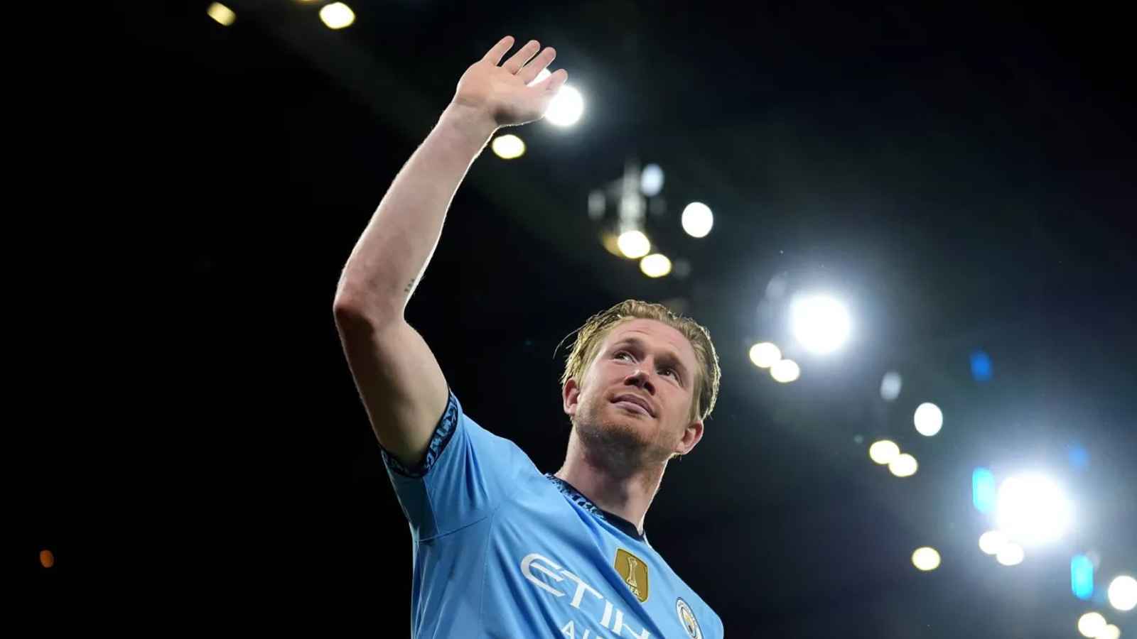 من هو خليفة دي بروين بمانشستر سيتي؟ (فيديو)