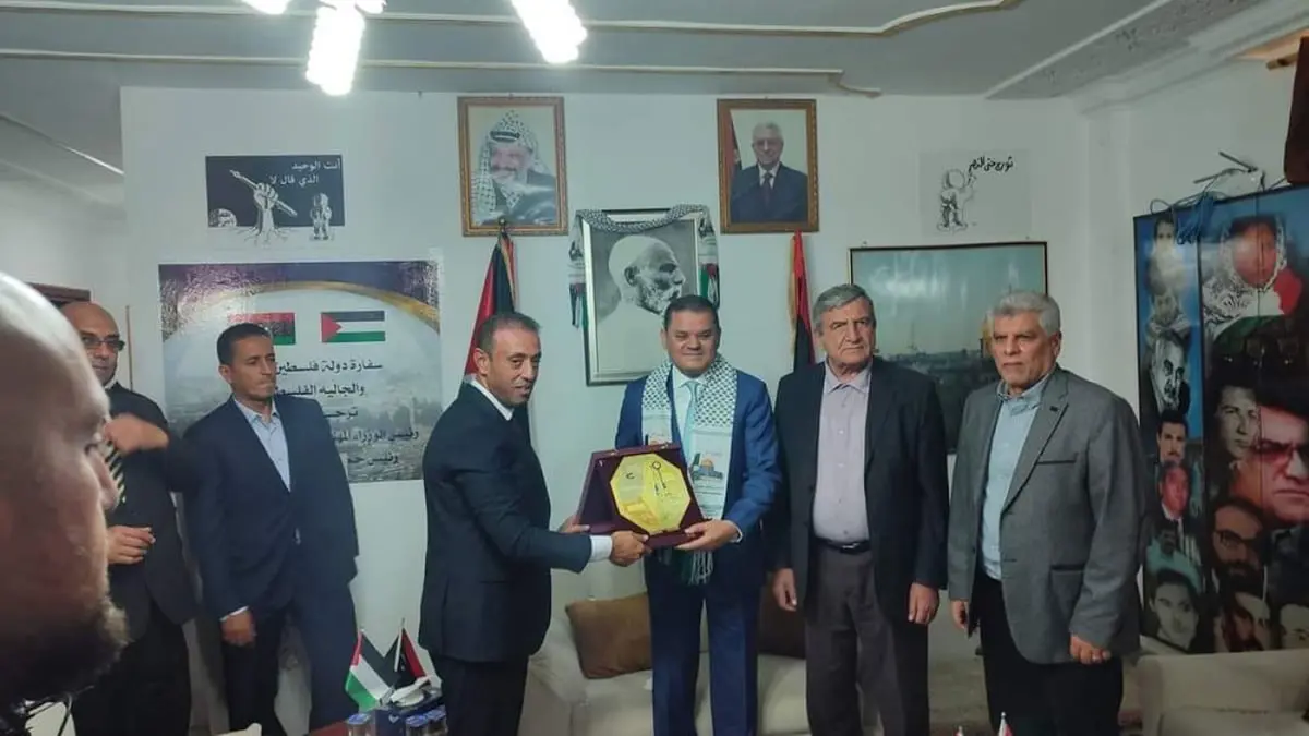 الدبيبة يعلن إقالة المنقوش من داخل سفارة فلسطين بطرابلس