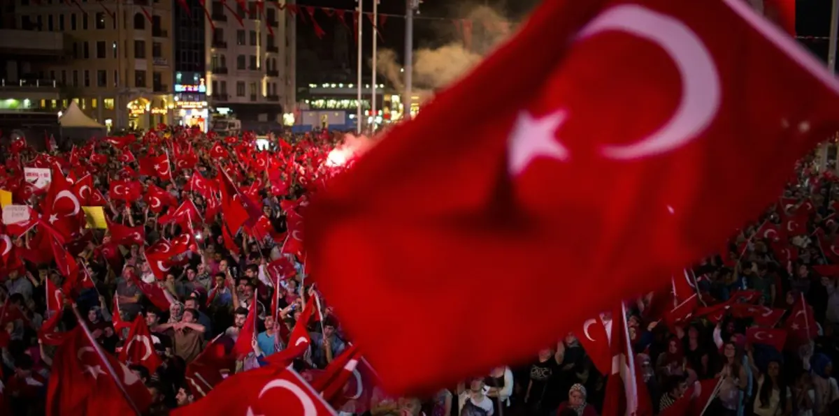 حكاية ‫مُنقبة‬‎ ساهمت في إنقاذ أردوغان