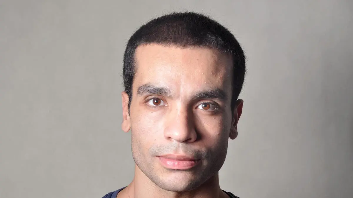 مثول الفنان المصري شادي خلف أمام محكمة بتهمة "التحرش بفتيات متدربات"