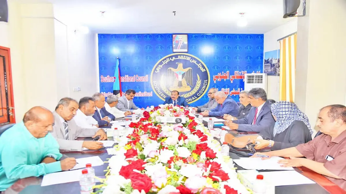 "الانتقالي الجنوبي" يدعو التحالف للضغط على الحكومة اليمنية لتنفيذ اتفاق الرياض