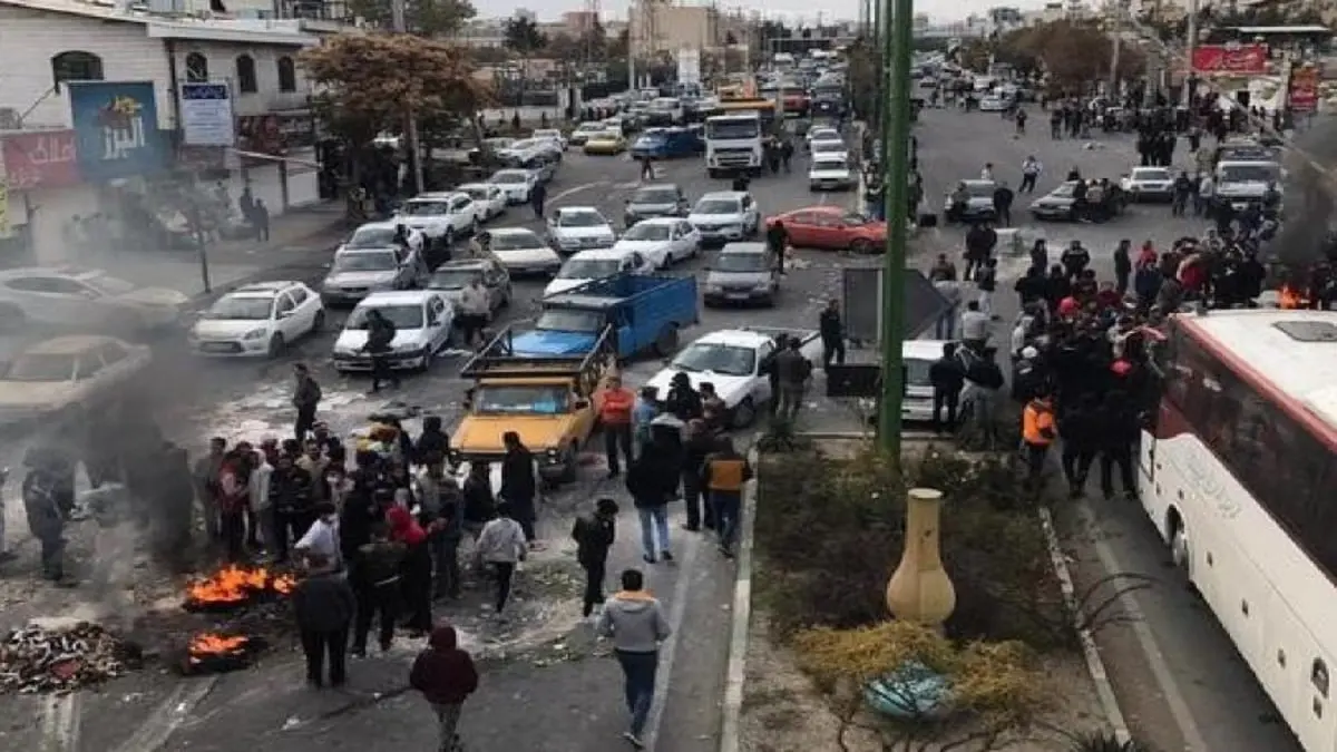 مستشار روحاني: إحصائيات الداخلية والشرطة والصحة بشأن قتلى احتجاجات البنزين متضاربة