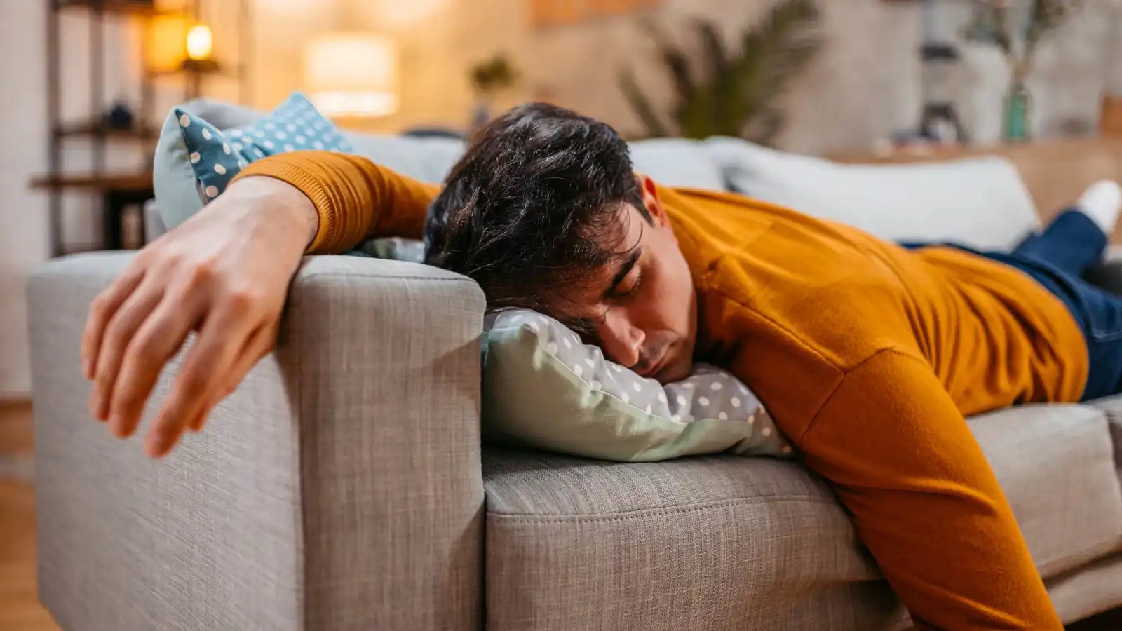 هذا ما تفعله قيلولة 45 دقيقة يوميا لدماغك