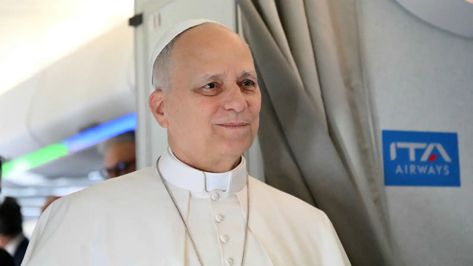 البابا ليو: سأواصل معارضة الحرب رغم هجوم ترامب