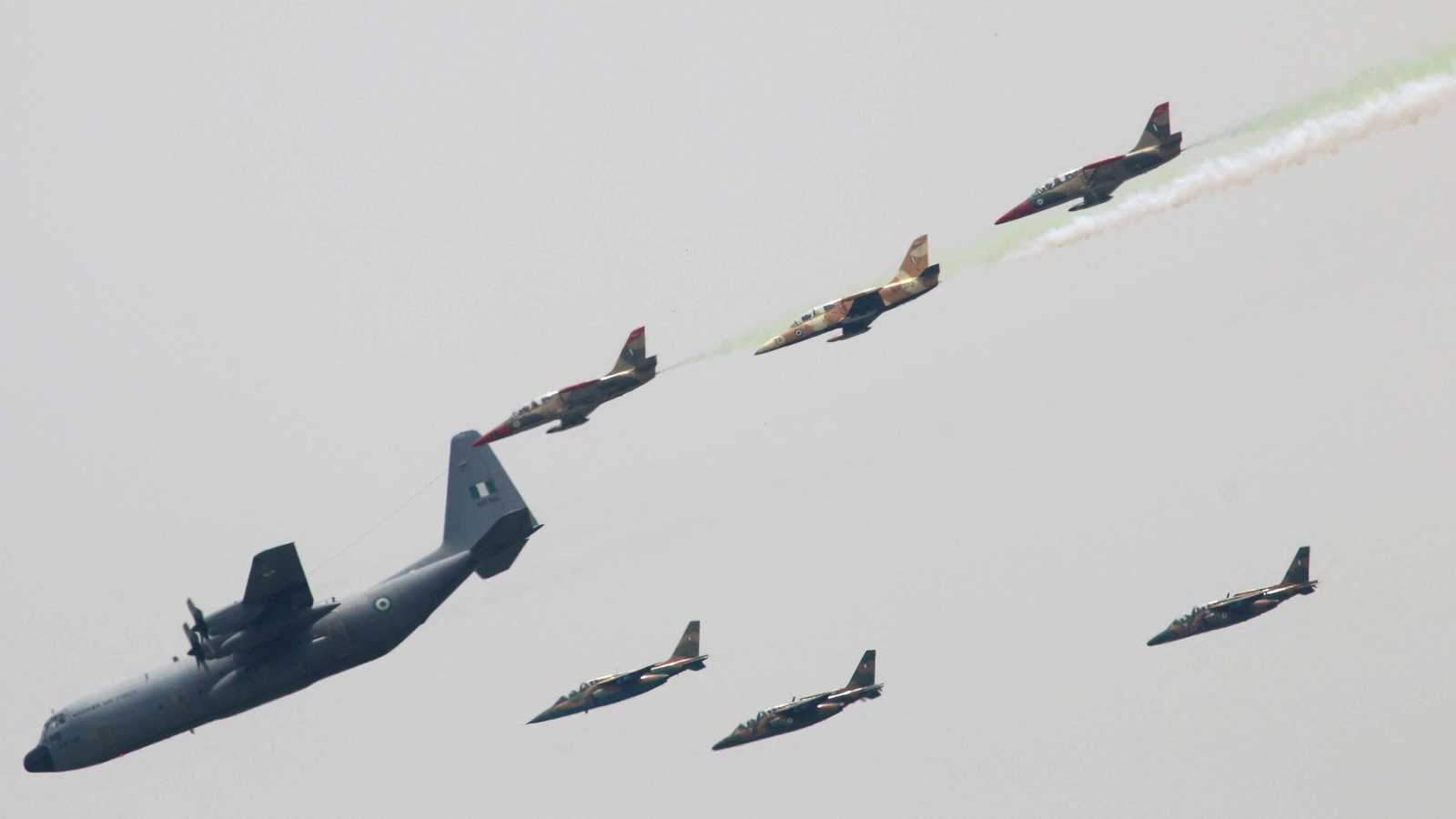 بغارة جوية.. الجيش النيجيري ينقذ 76 مخطوفًا