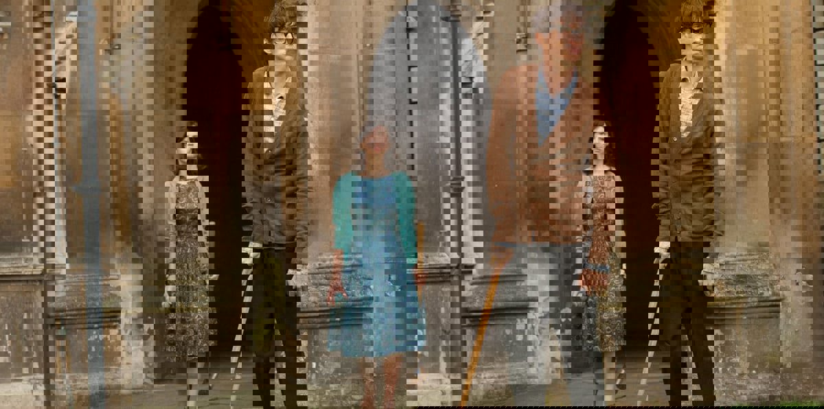 "نظرية كل شيء".. السينما تخلّد الفيزيائي ستيفن هوكينغ قبل رحيله