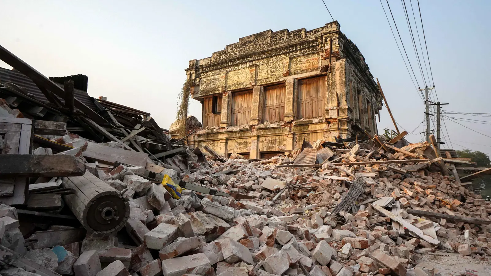 دراسات: التغير المناخي يزيد فرص وقوع الزلازل