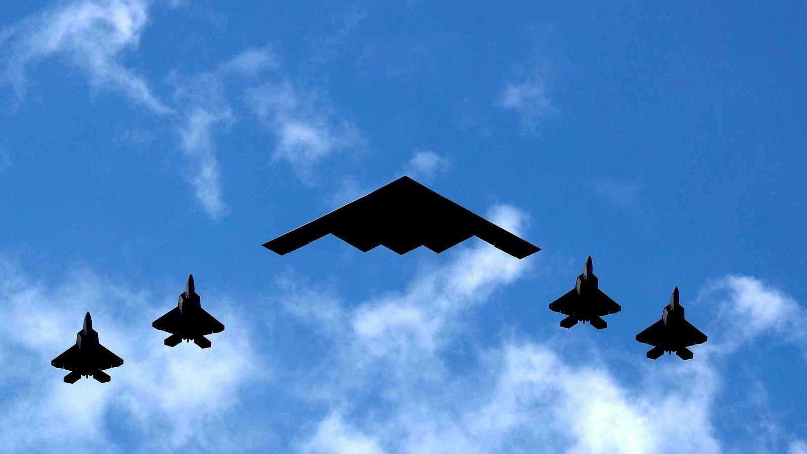 "الجيش الأمريكي يدرس الأمر".. ترامب يلوح برد "قوي للغاية" ضد إيران