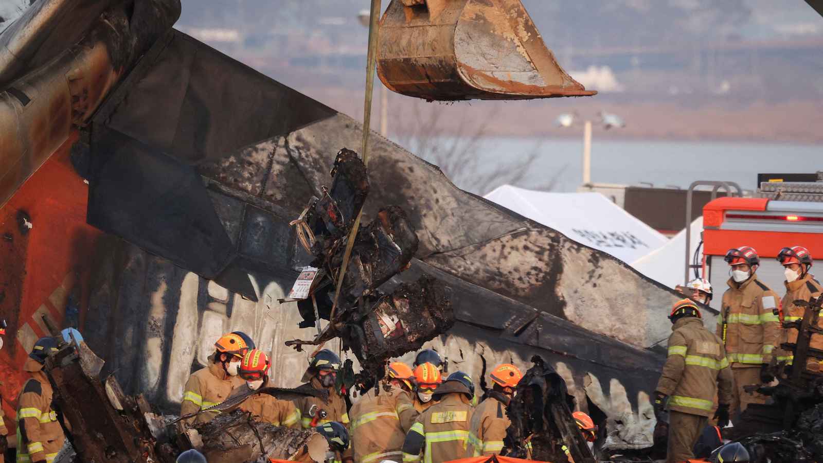 كوريا الجنوبية تعثر على الصندوقين الأسودين للطائرة المنكوبة