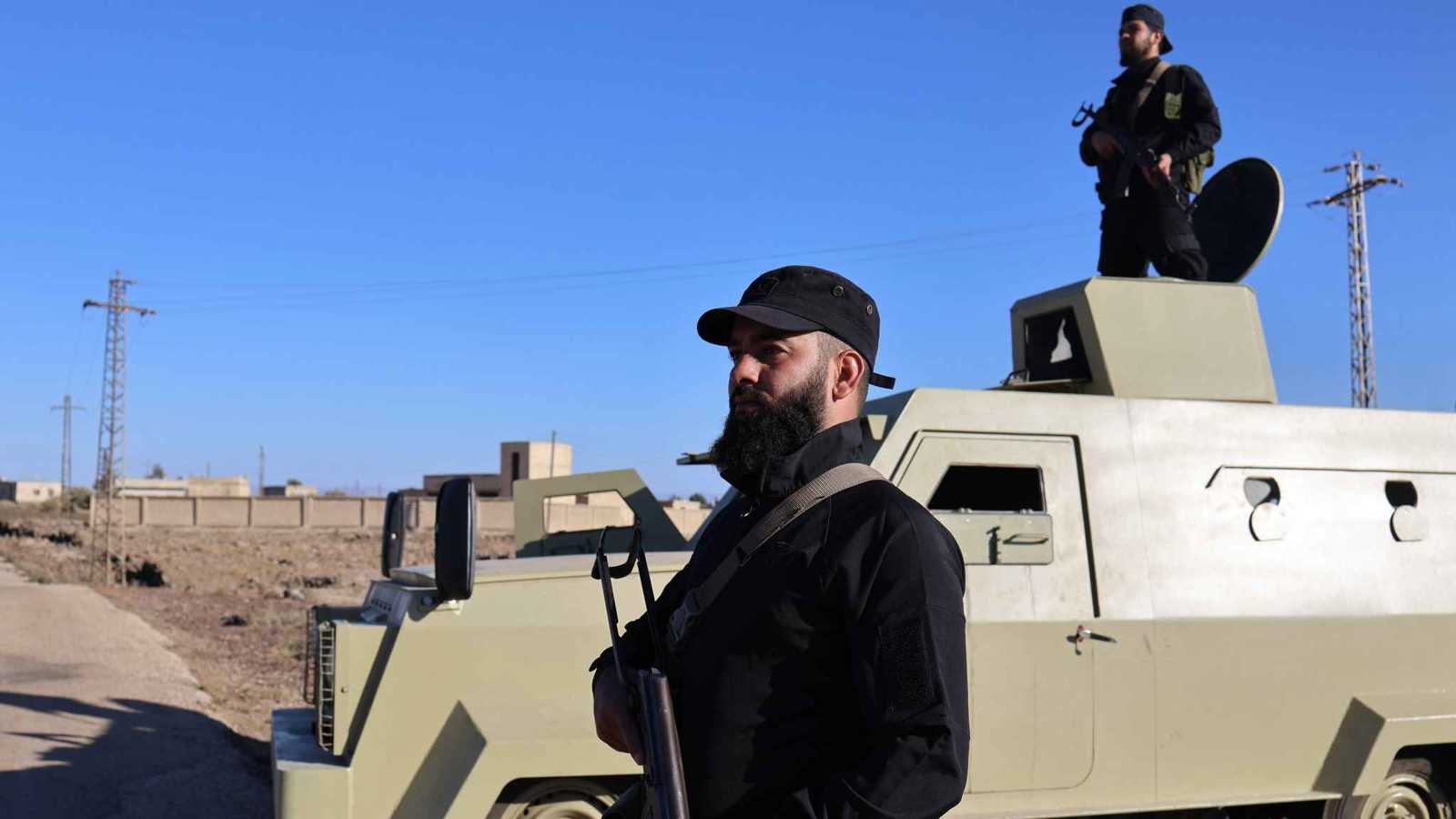 الأمن السوري يفرض سيطرته على إزرع في درعا بعد اشتباكات عشائرية (صور)