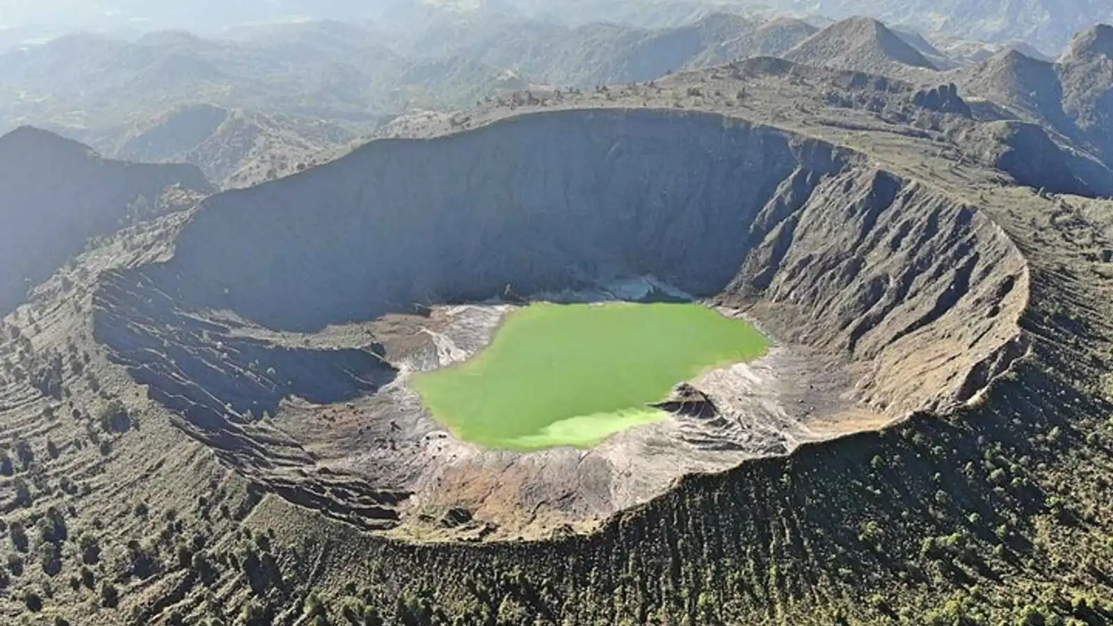 بعد 40 عامًا.. نشاط غريب في بركان تشيشونال بالمكسيك