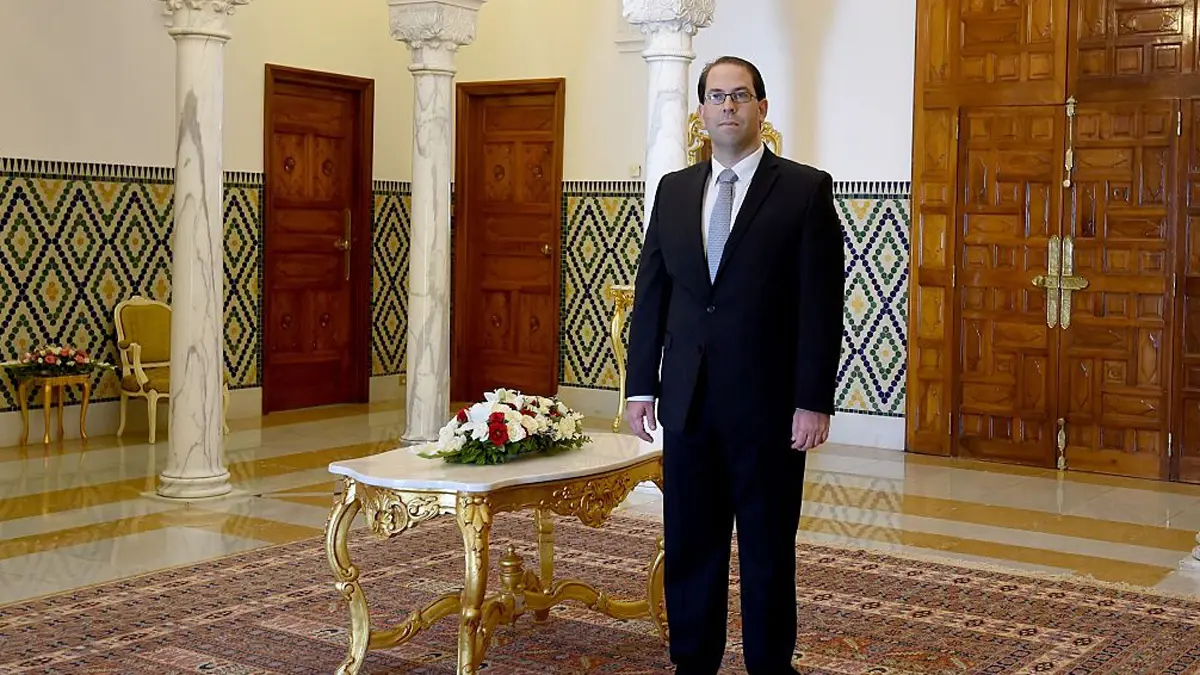 الإخوان يحذّرون الشاهد.. نذر قطيعة بين النهضة التونسية ورئيس الحكومة