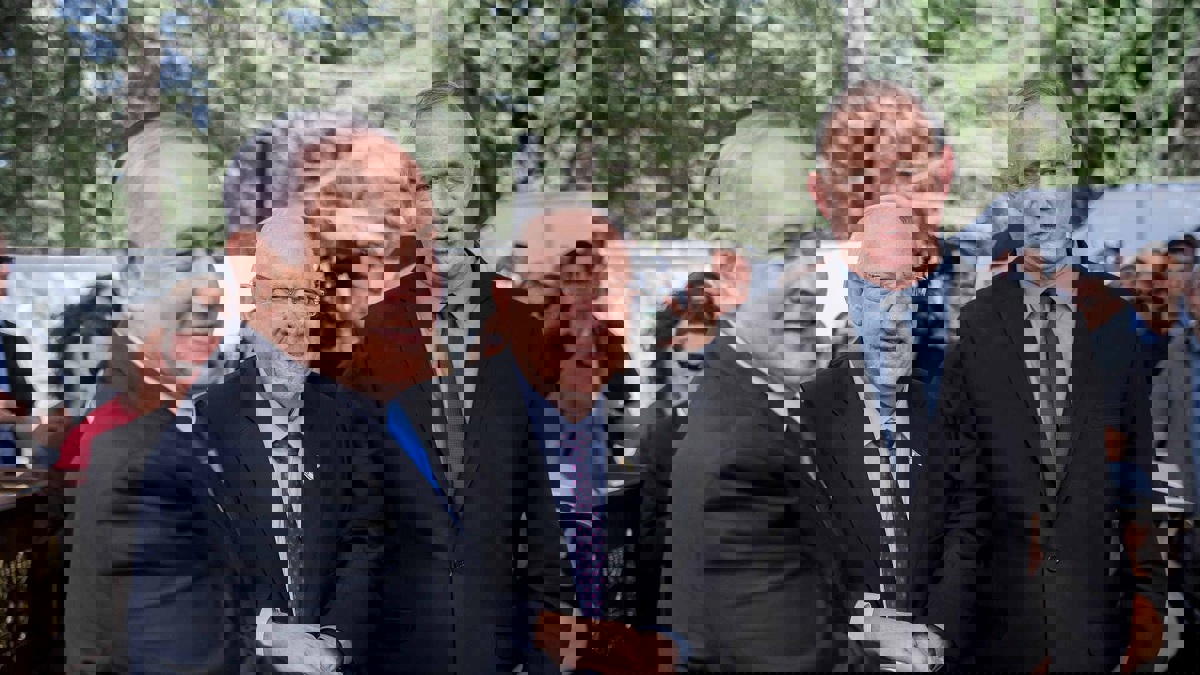 غانتس يضغط لمنع نتنياهو من تشكيل الحكومة وزعيم "الليكود" يشبهه بمرشد إيران علي خامنئي