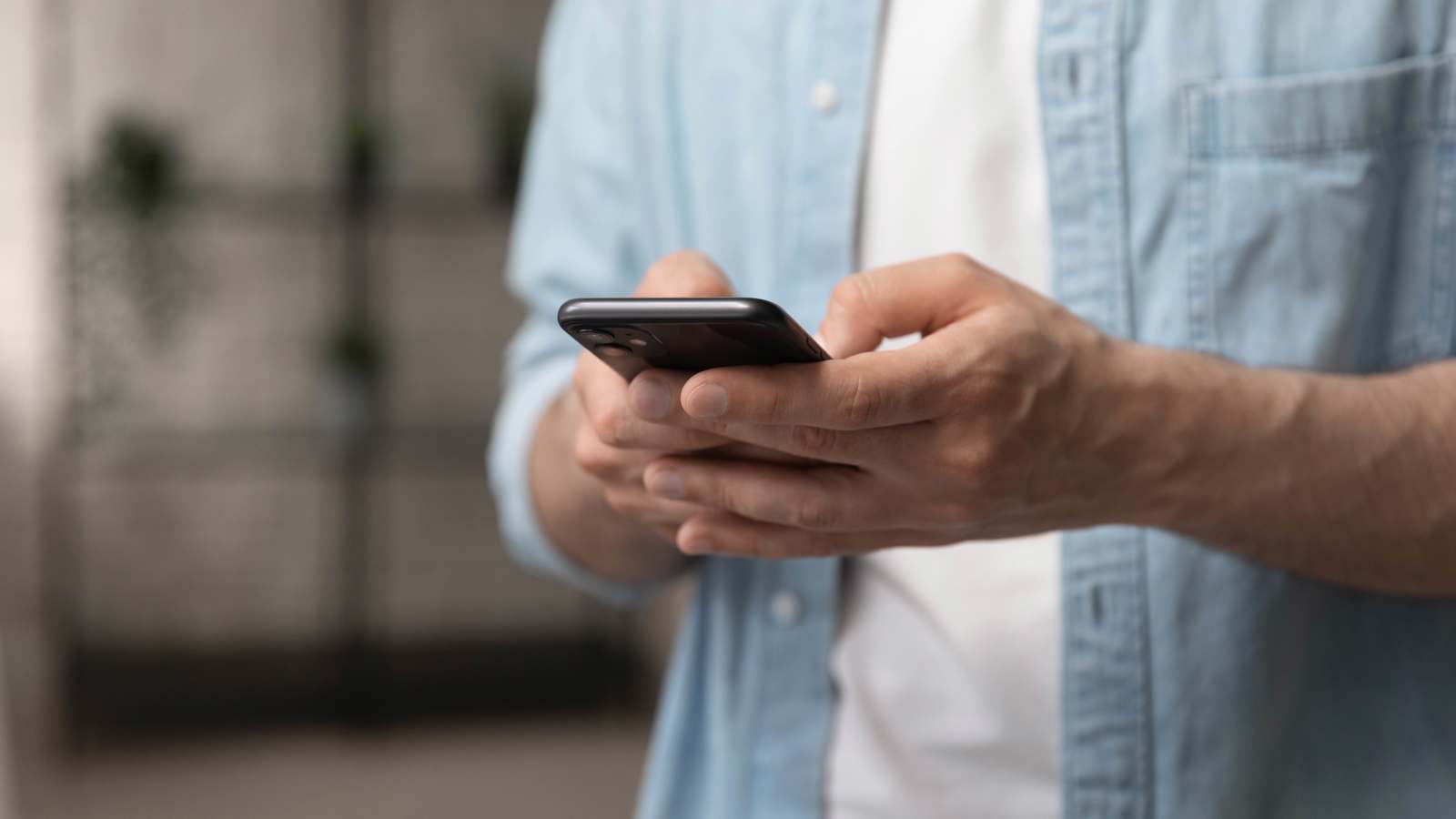 محادثة بين جارين على "ريديت" تثير موجة من السخرية