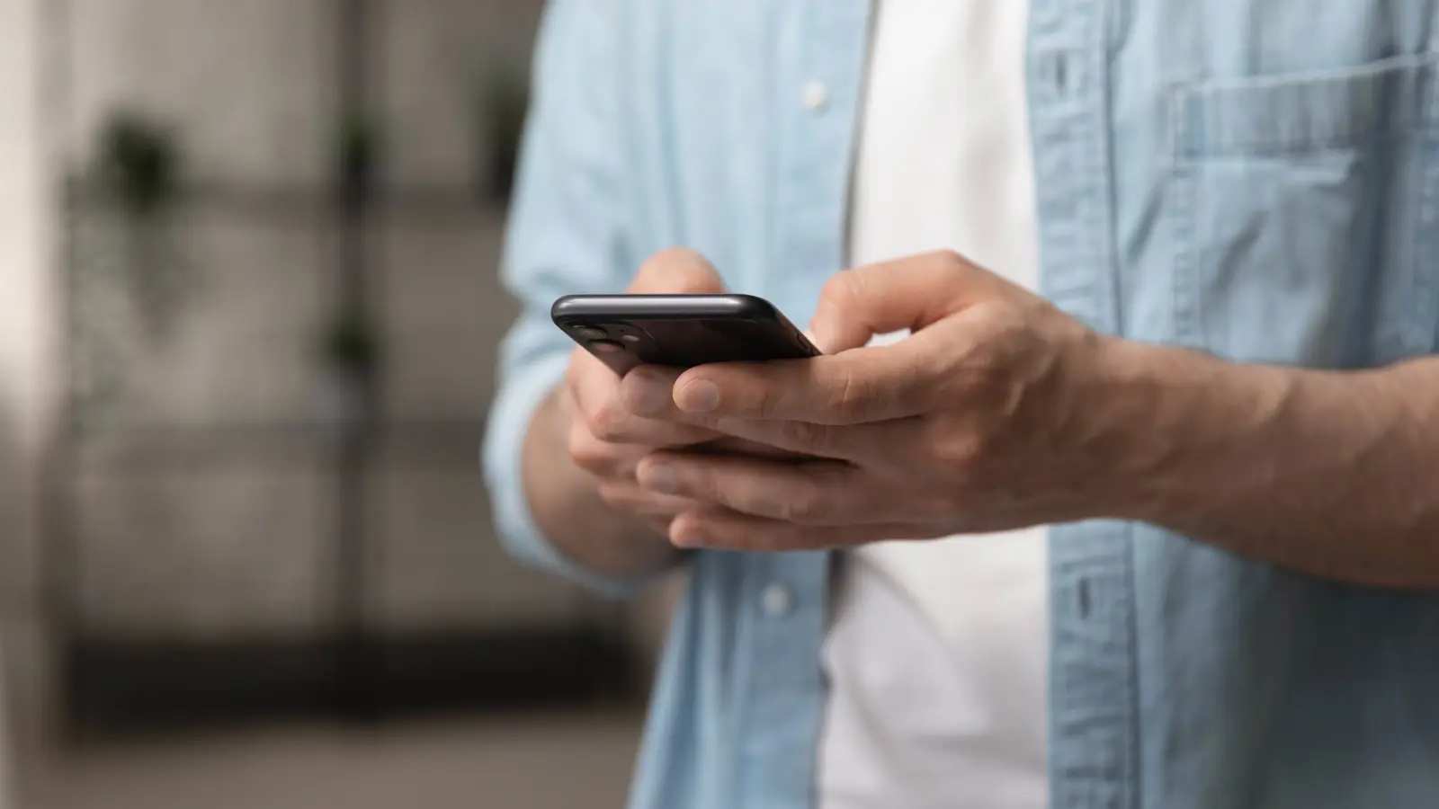 محادثة بين جارين على "ريديت" تثير موجة من السخرية