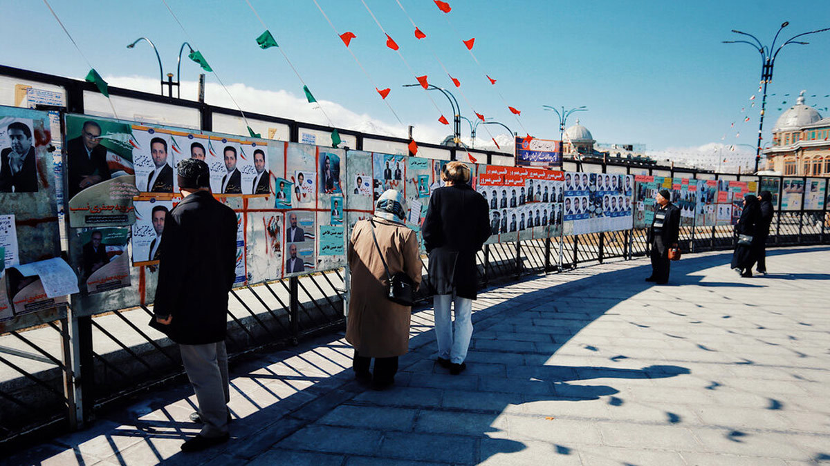 "إرضاء الغريزة الجنسية للشباب".. شعار انتخابي لمرشح إيراني يثير جدلا واسعا (صورة)