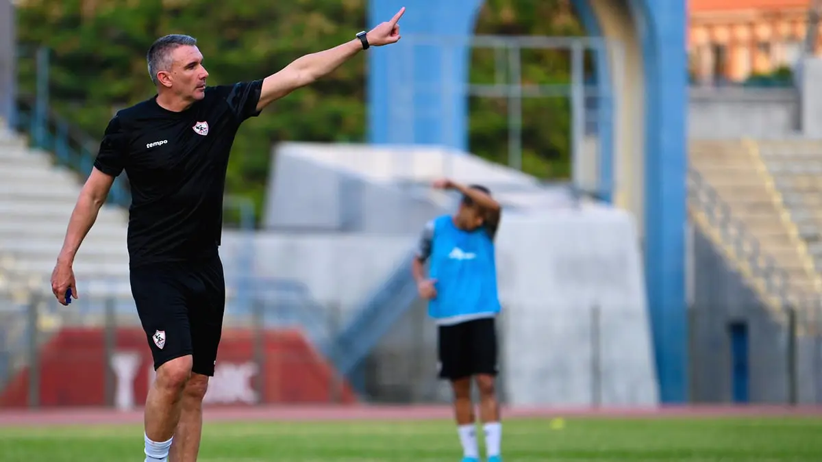 الأهلي السعودي ينتظر مصير كارتيرون مع الزمالك