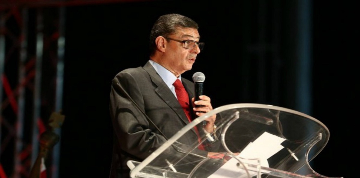 هل يشتري محمود طاهر نادي بيراميدز من تركي آل الشيخ؟