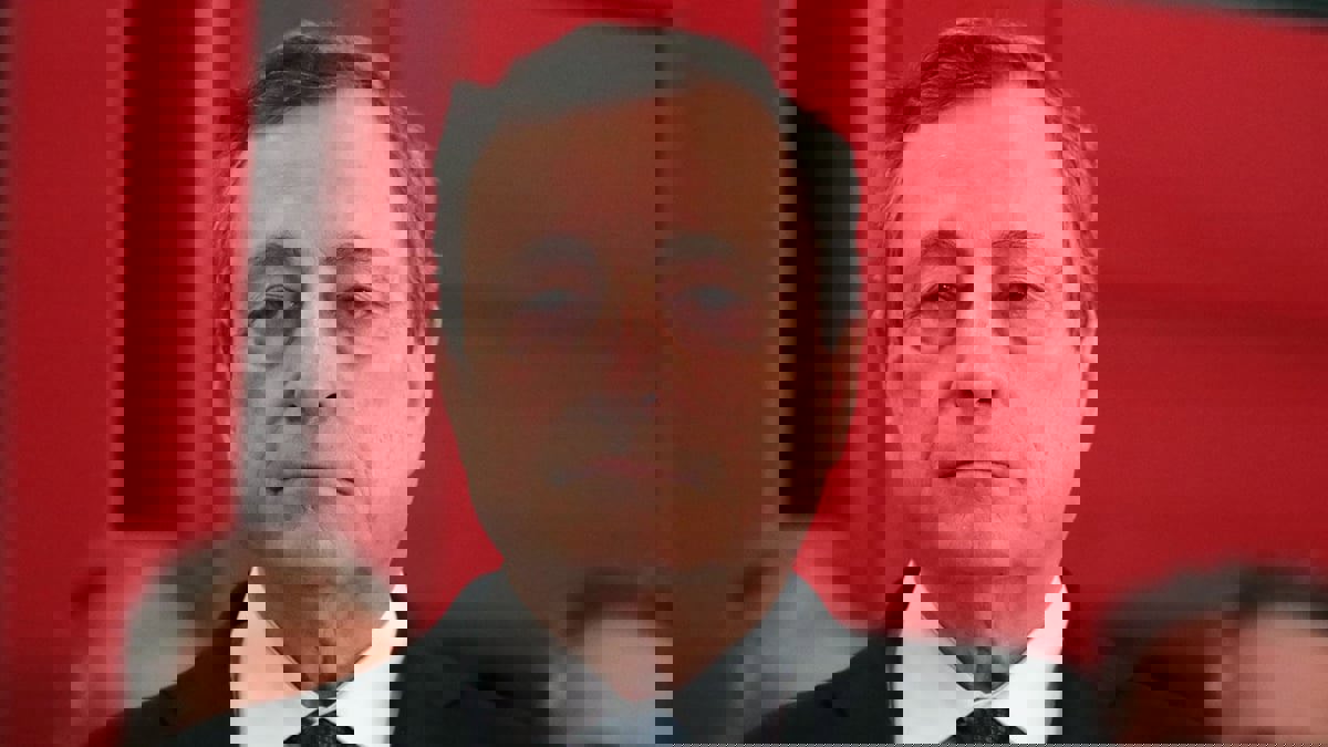 استقالة رئيس الوزراء الإيطالي ماريو دراجي