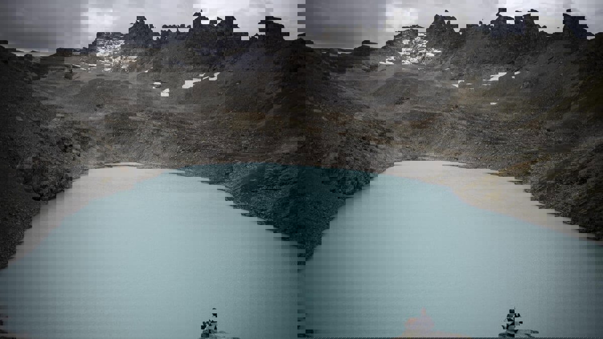 دراسة: الأنهار الجليدية السويسرية تقلصت إلى النصف منذ 1931