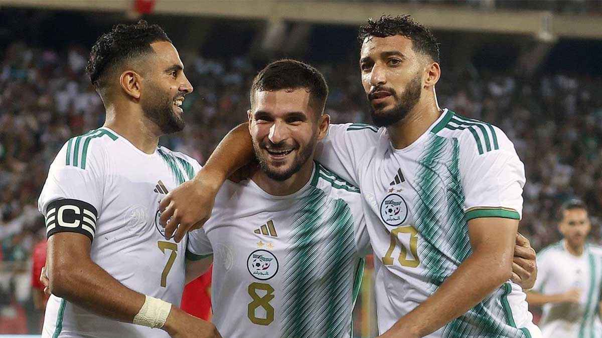 الجزائر تهزم ليبيريا بثلاثية في تصفيات أمم أفريقيا 2025