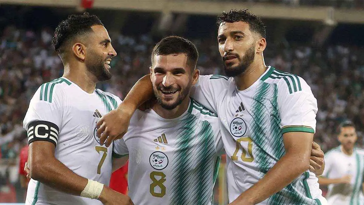 الجزائر تهزم ليبيريا بثلاثية في تصفيات أمم أفريقيا 2025