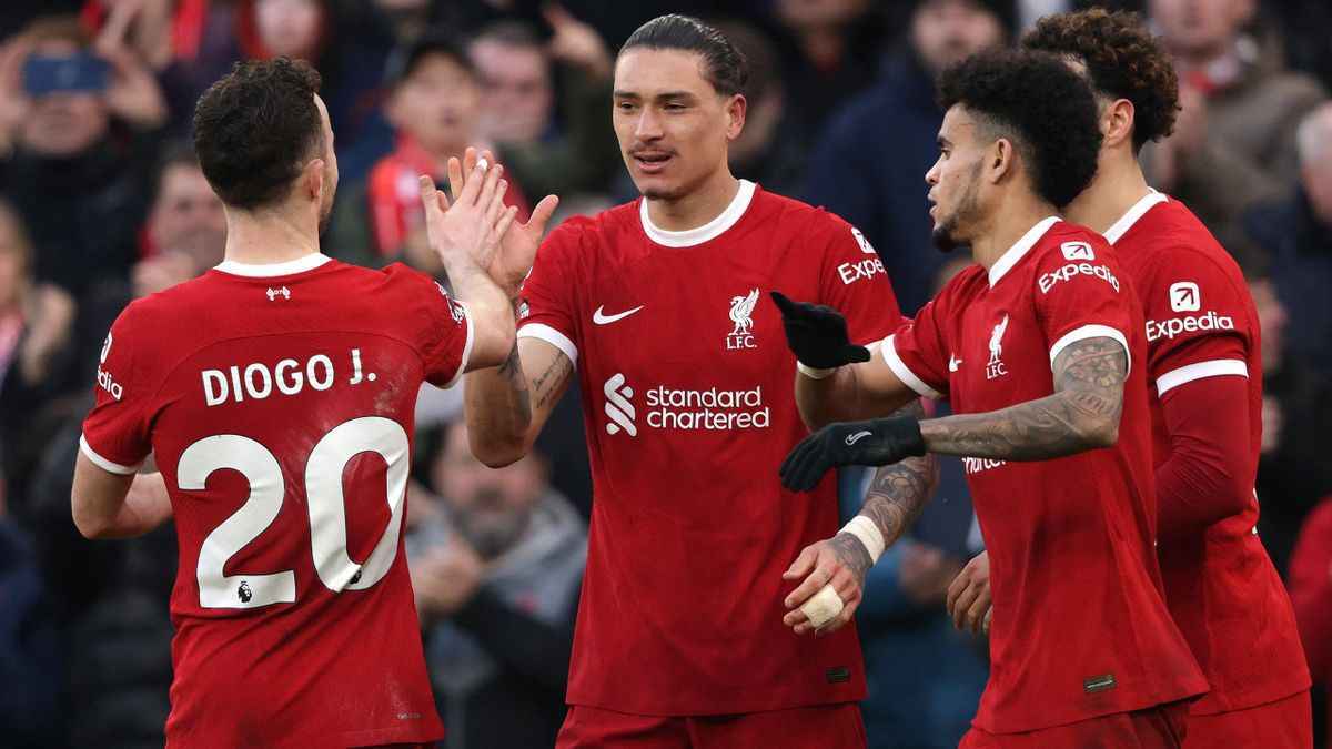 بعد دي بروين.. نابولي ينقضّ على "هدف" الهلال السعودي