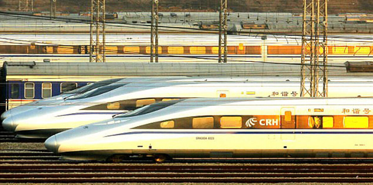 الصين تتحدى "مثلث برمودا" الخطير ببناء سكة حديدية (فيديو وصور)