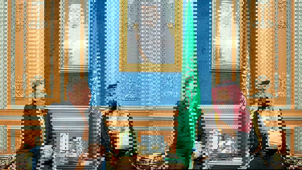 محمد بن سلمان وبومبيو يبحثان تعزيز الأمن البحري في الخليج