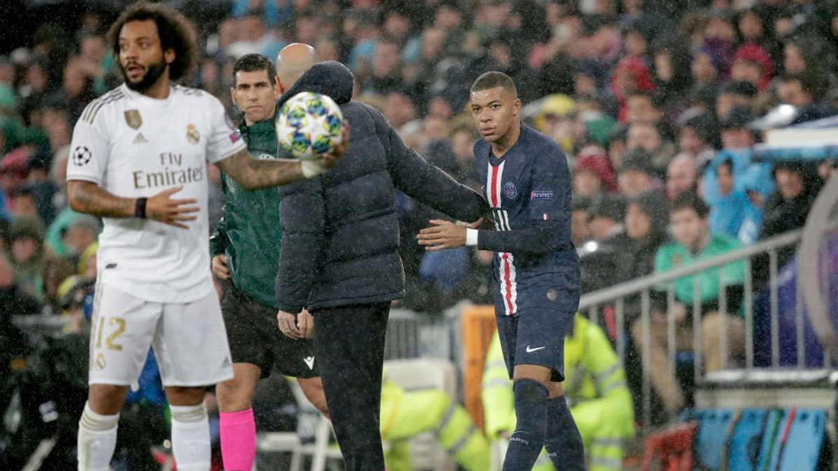 المدير الرياضي لباريس سان جيرمان يصدم ريال مدريد بشأن محاولات ضم مبابي