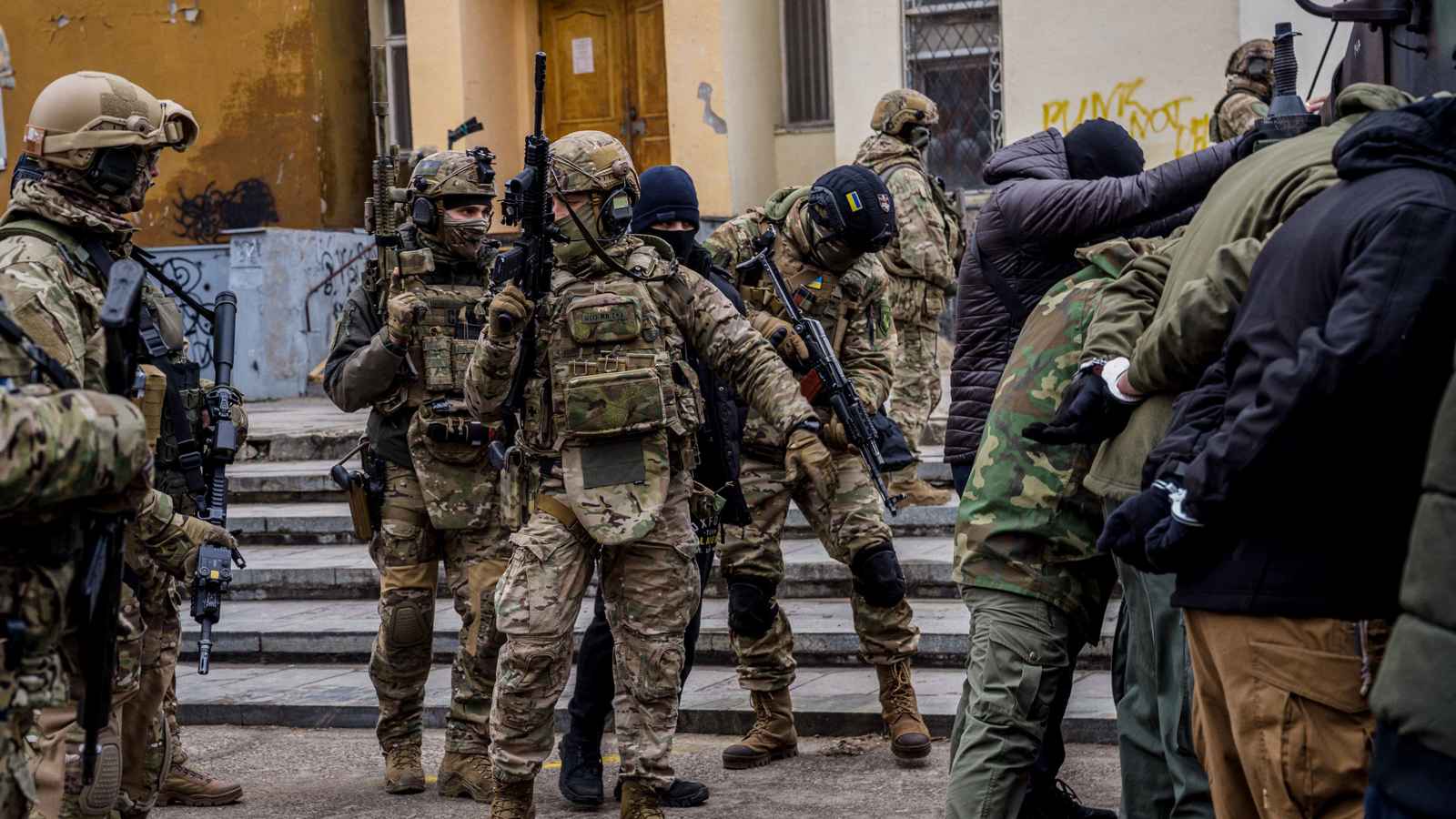 أوكرانيا تعلن كشف شبكة تجسس مجرية