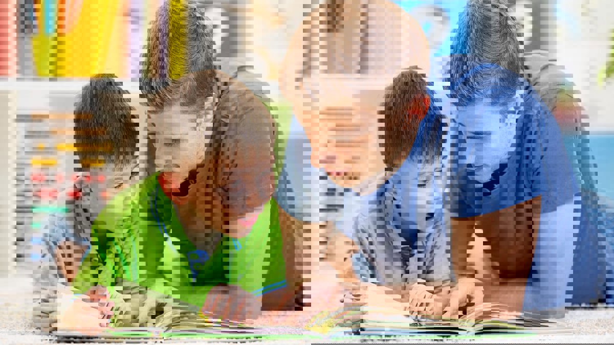 ما العلاقة بين تعلم لغة ثانية وصحة الدماغ؟