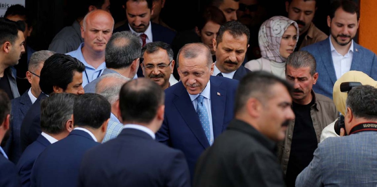 الاتحاد الأوروبي يلمح إلى عدم الاعتراف بالنتائج الانتخابية في تركيا