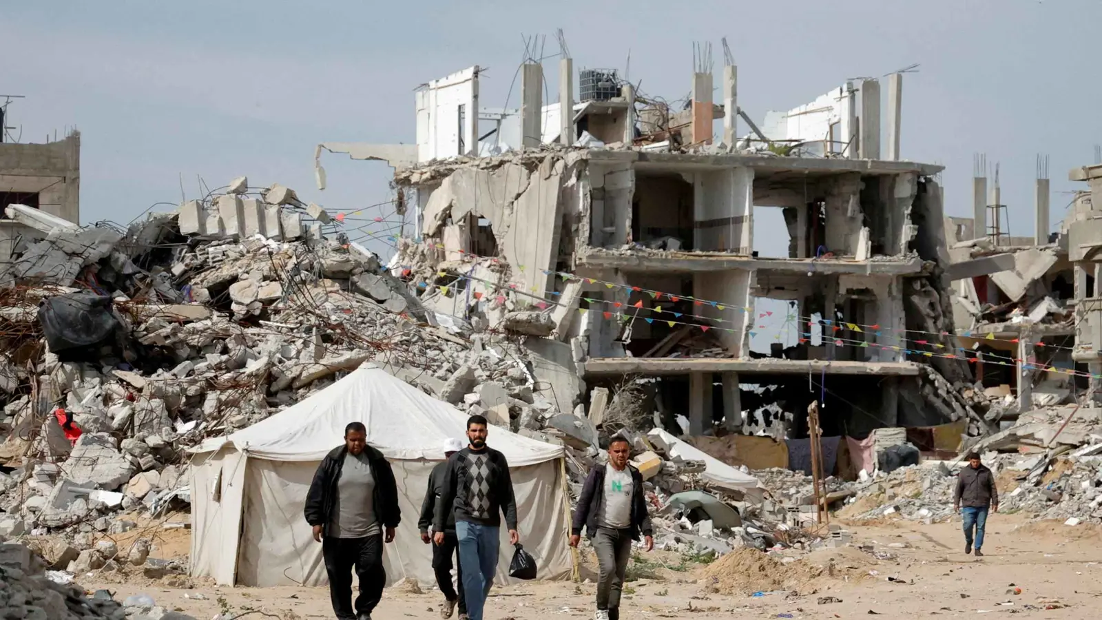 خلال أشهر.. إسرائيل تتوعد بتدمير غزة وتهجير سكانها