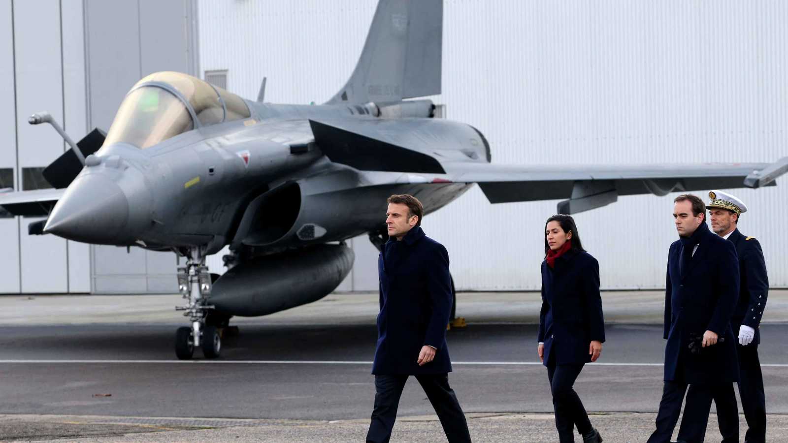 فرنسا ترسل مقاتلات رافال لحماية أجواء بولندا