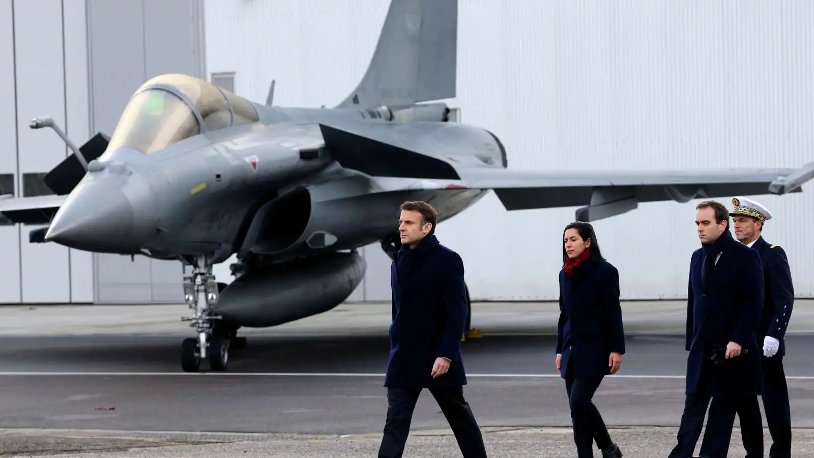 فرنسا ترسل مقاتلات رافال لحماية أجواء بولندا