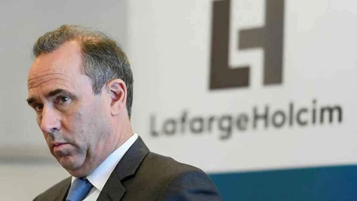 بعد الاشتباه بتمويل "داعش".. إسقاط التهم "مبدئيًا" عن الرئيس السابق لشركة لافارج