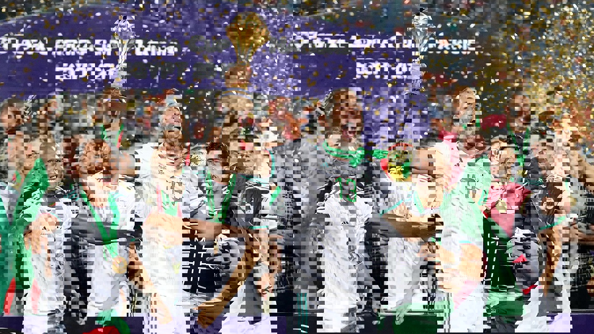 تصنيف الفيفا.. منتخب البرازيل ينتزع الوصافة من فرنسا وقفزة نوعية للجزائر وتقدم مصر 9 مراكز