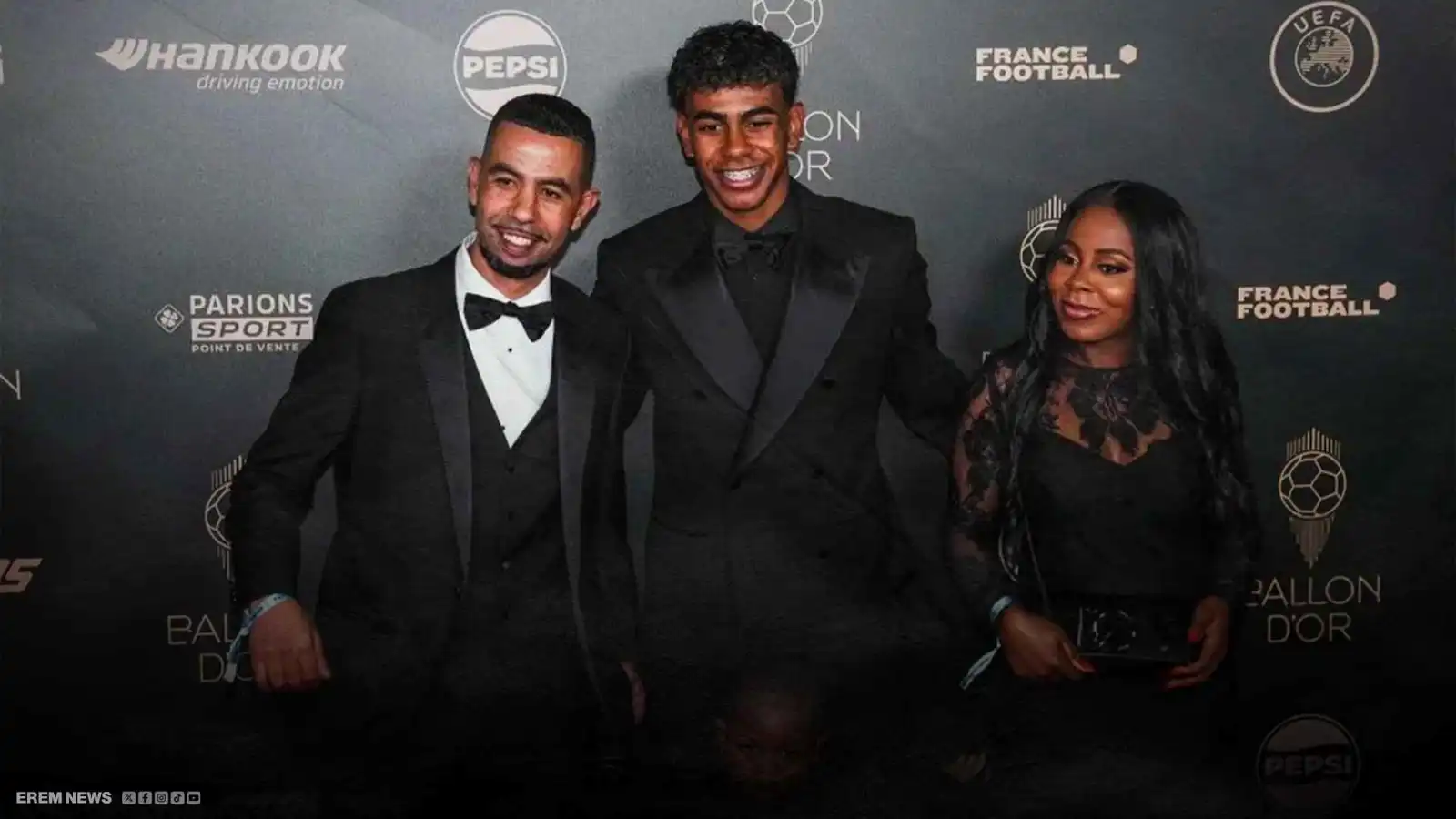 بعد خسارة الكرة الذهبية.. والد يامال يفتح النار على لجنة الجائزة