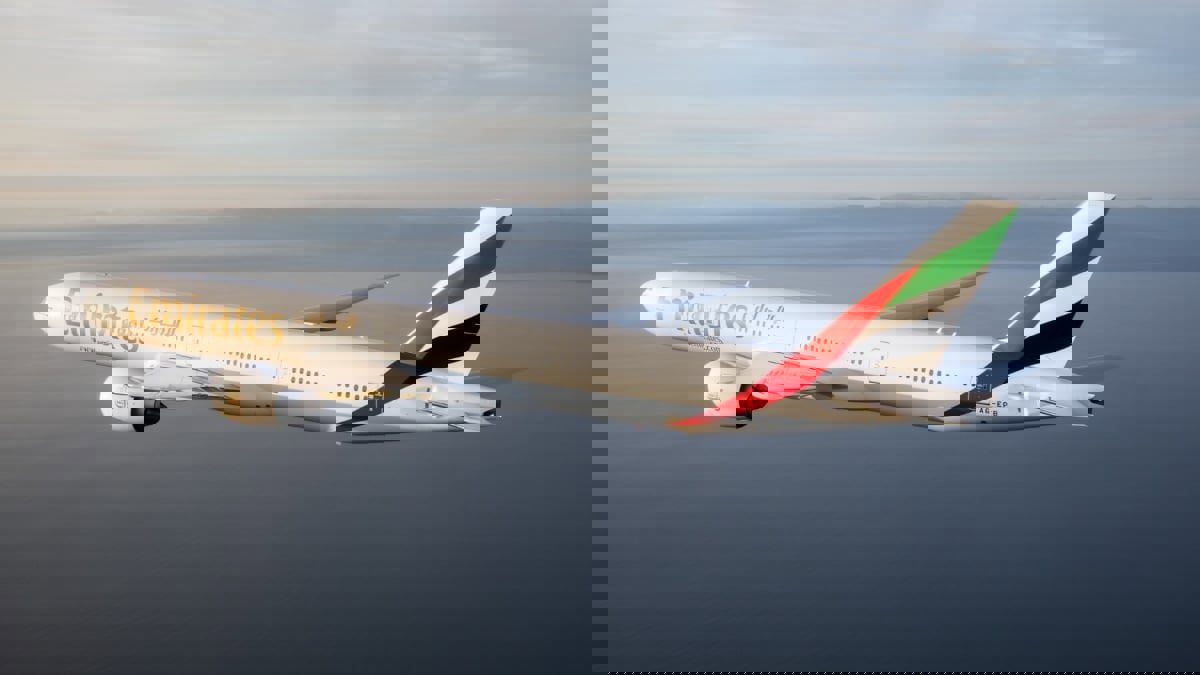 "طيران الإمارات" تلقح موظفيها ضد فيروس "كورونا"