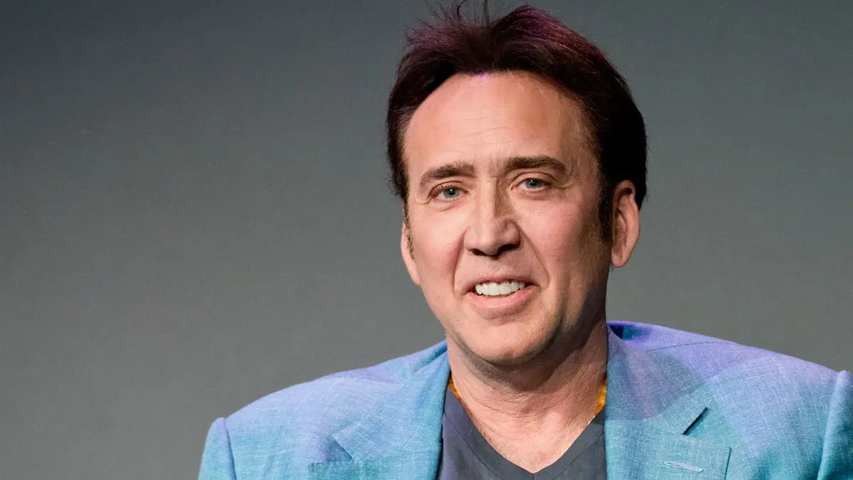 ظنوه مشردا.. طرد نيكولاس كيج من أحد المطاعم الراقية وهو مخمور (فيديو)