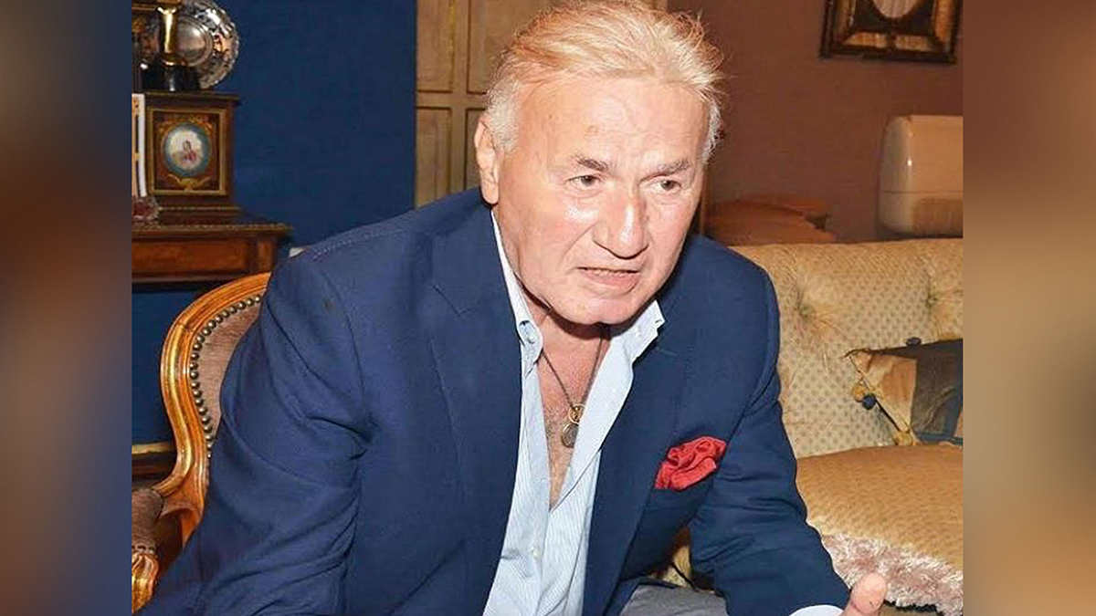 أعمال فنية شارك بها الفنان عزت أبو عوف ولن يراها على الشاشة