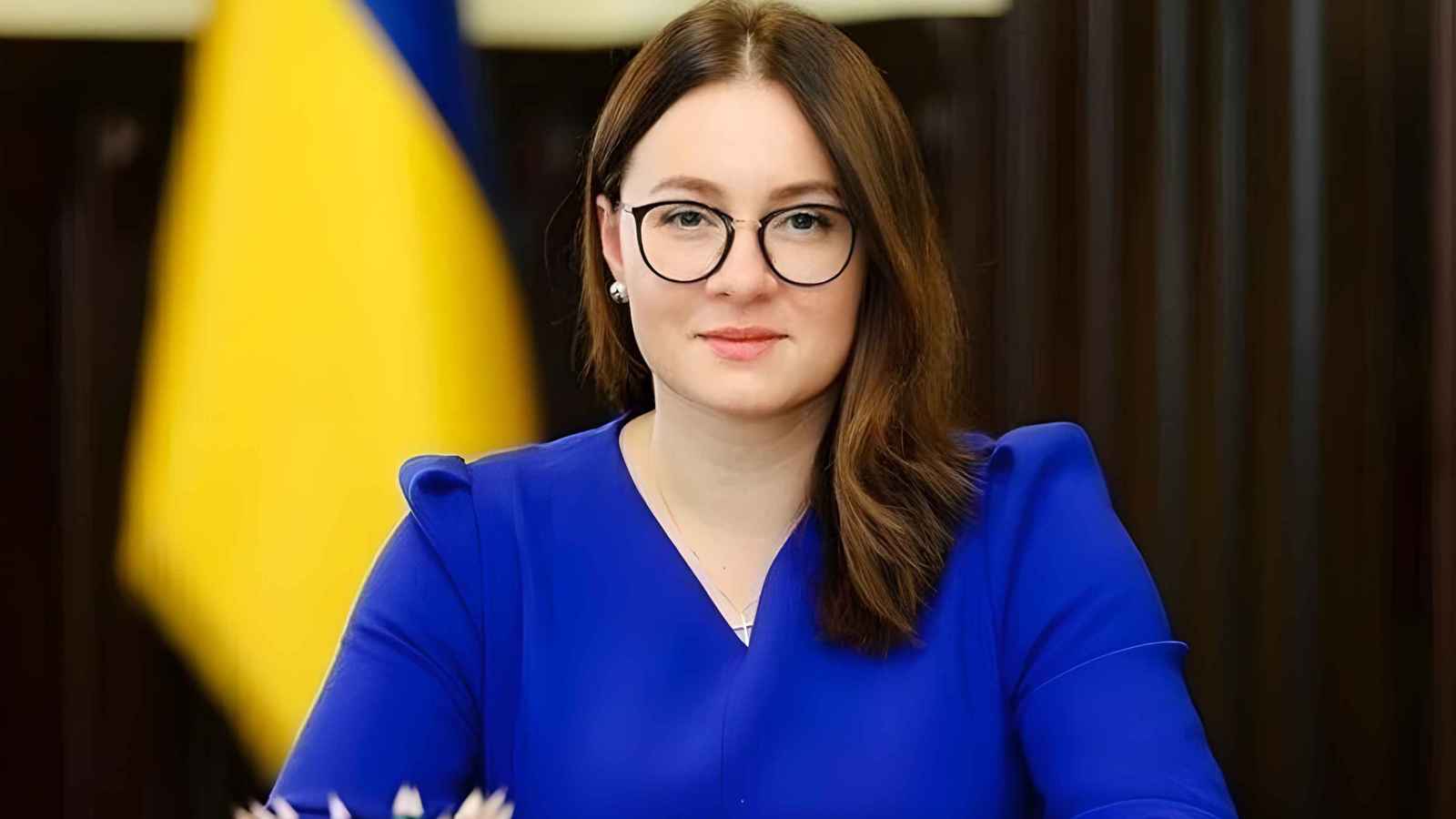 الحسناء الصارمة.. من هي يوليا سفيريدينكو رئيسة وزراء أوكرانيا؟